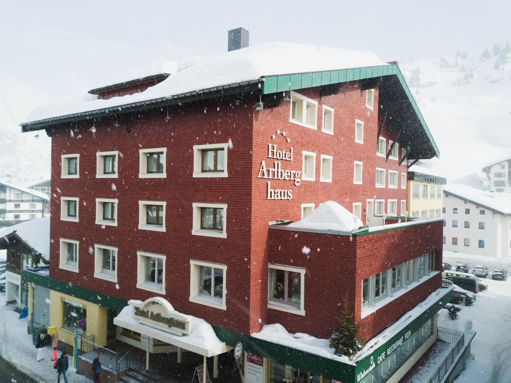 Hotel Arlberghaus Zürs Exterior foto